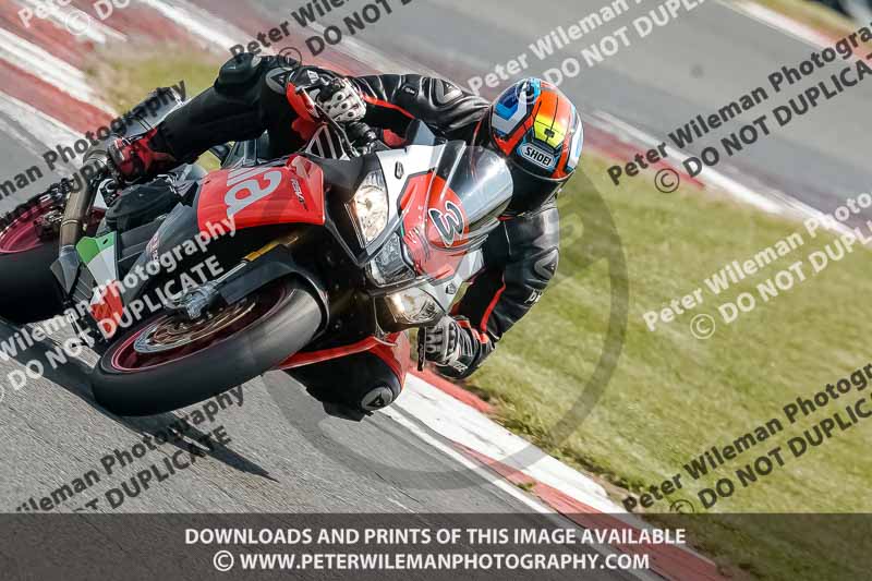 donington no limits trackday;donington park photographs;donington trackday photographs;no limits trackdays;peter wileman photography;trackday digital images;trackday photos